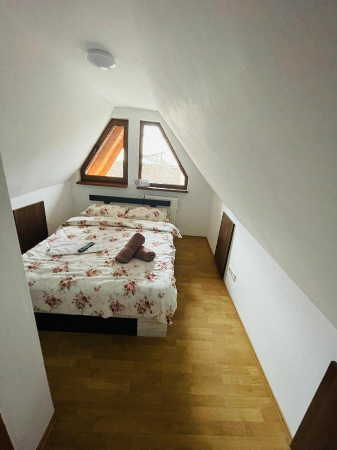 Casa Cu Balcon Διαμέρισμα Μπρασόβ Εξωτερικό φωτογραφία